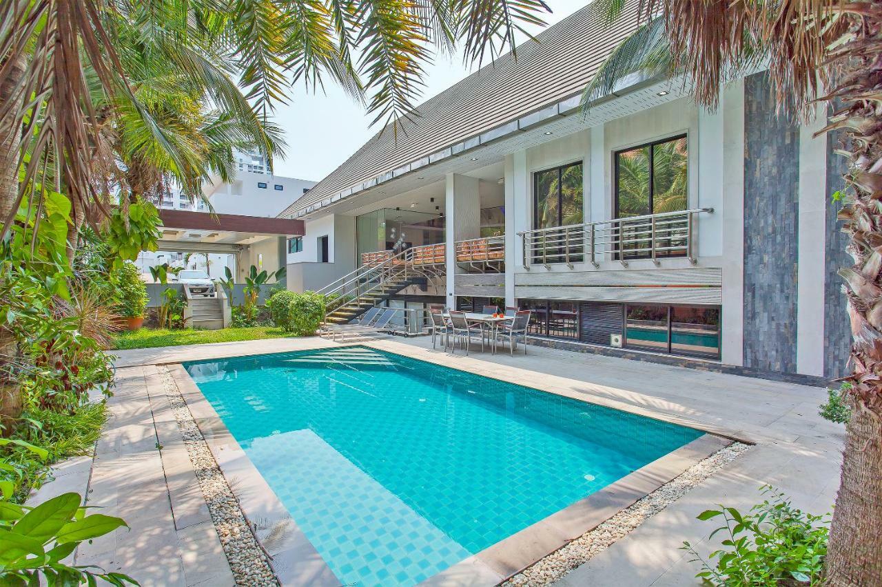 Royale Grand Villa Pattaya Εξωτερικό φωτογραφία
