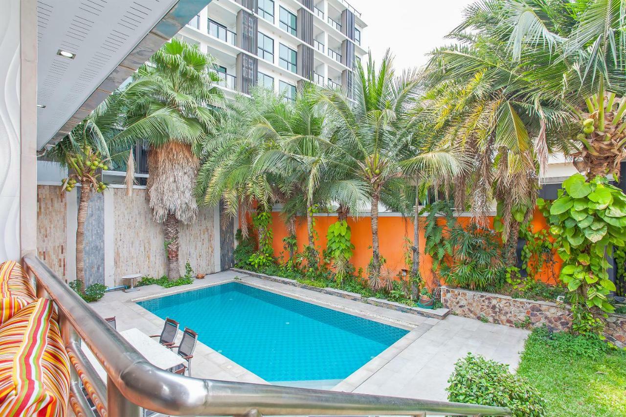 Royale Grand Villa Pattaya Εξωτερικό φωτογραφία